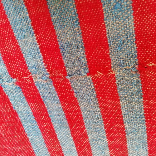 Woolen Loom-Woven Textile like new, 140x188 cm