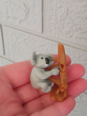 Kinder Joy Natoons Koala toy figure like new