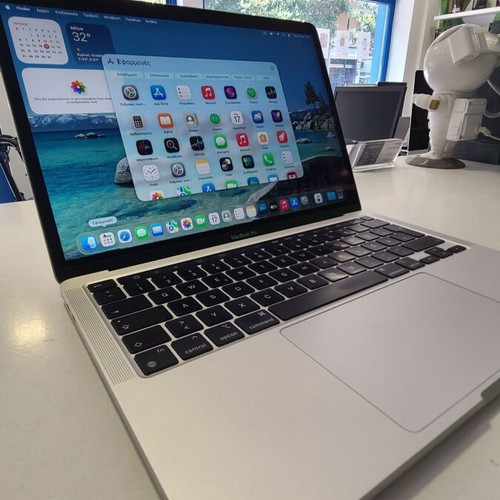 Apple MacBook Pro 13.3 inch Touchbar 2020 M1 Silver like new, 16GB RAM, 512GB SSD