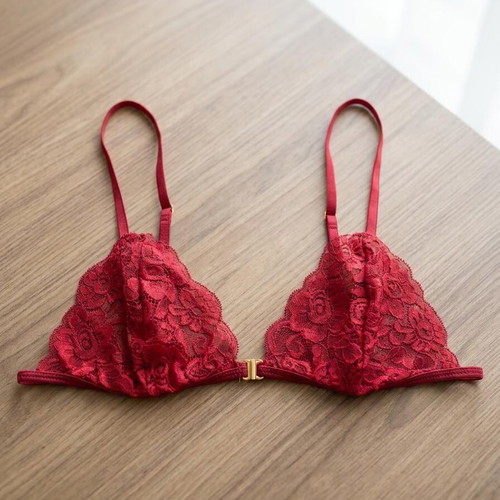 Lace bra wireless size 75c new