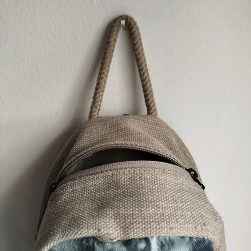 Zara boys sling bag like new