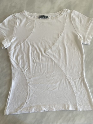 Cool white blouse like new, size M