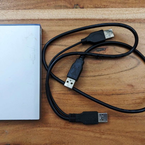 2.5 IDE HDD external enclosure to USB 2.0 used with dual USB power