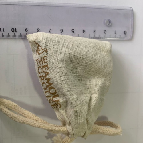 Whiskey stones The Famous Grouse like new with fabric pouch
