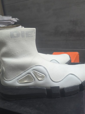 Diesel H-PADOLA HSB sneakers size 44 new, white