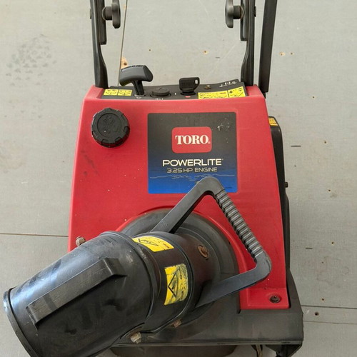 Toro Powerlite Snow Blower 3.25 HP 16 Inches like new