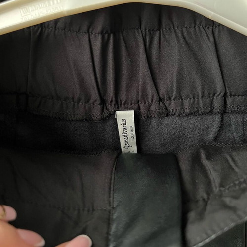 Stradivarius shorts used, black, size S