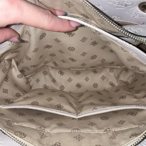 Guess shoulder bag like new