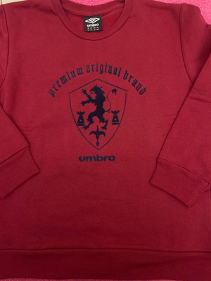 Umbro sweatshirt like new, kids, burgundy with blue details