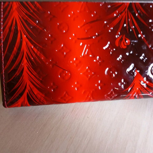 Red patent leather wallet bag like new
