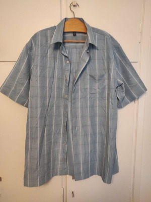 Van Heusen Studio striped men's shirt XL tall like new, blue