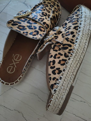 Exe leopard print camel shoes, size 39