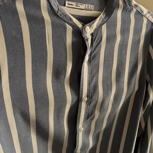 Bershka Mao Shirt size S like new, white and blue