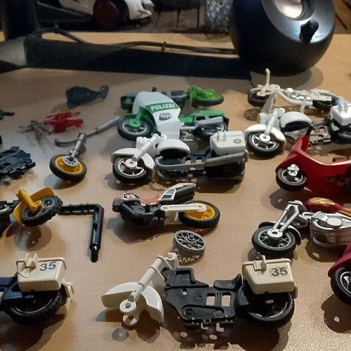 Playmobil motorcycles used, set of 20 with missing parts