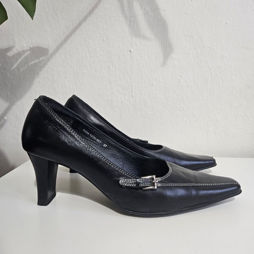 Mario Ponti vintage leather heels size 37 used, black