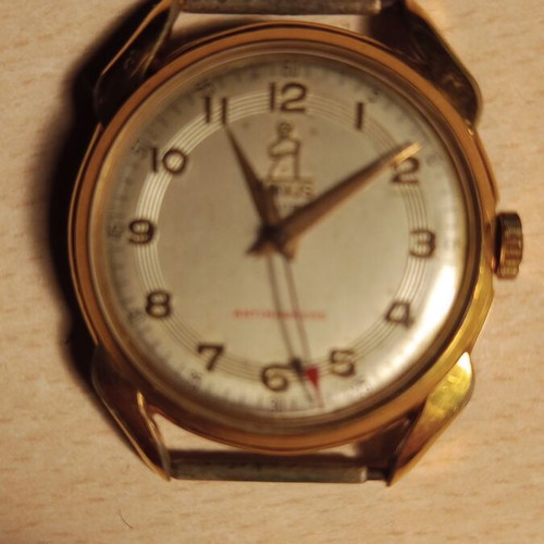 Venus vintage wristwatch used, gold color, mechanical 17 rubis