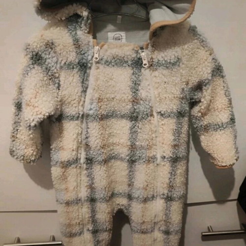 Teddy baby romper like new