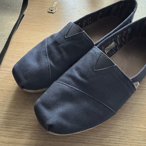 Toms men's espadrilles size 42 like new, blue