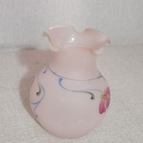 Italian hand-painted vase new, matte glass pink shade