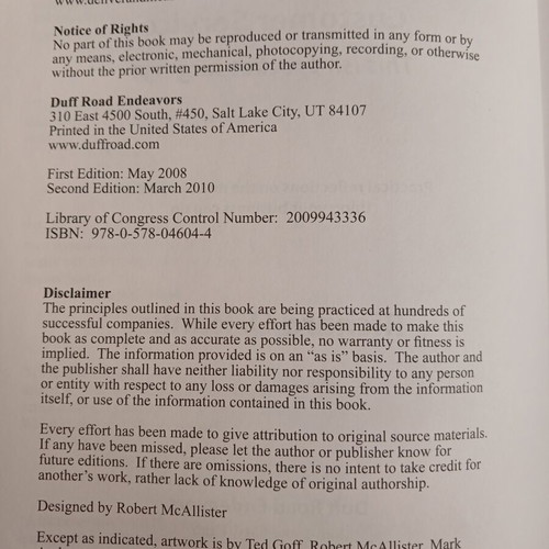 Delivering and Measuring Customer Service book by Richard D. Hanks, 2008