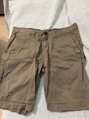 Superdry bermuda shorts like new, size L, brown and green