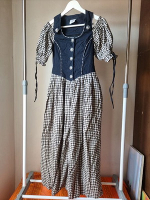 Traditional German dress dirndl style, like new