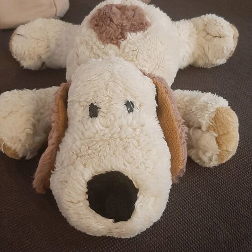 Plush dog like new