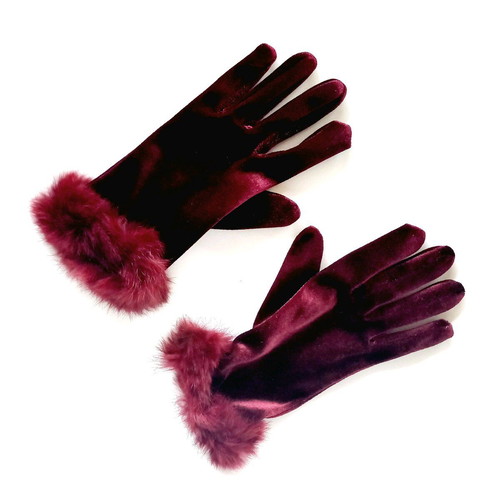 Velvet gloves burgundy with fur trim like new