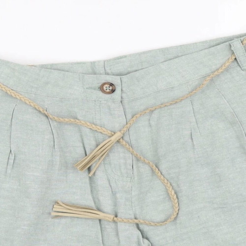 Linen shorts esmara like new, size medium, 2 pieces