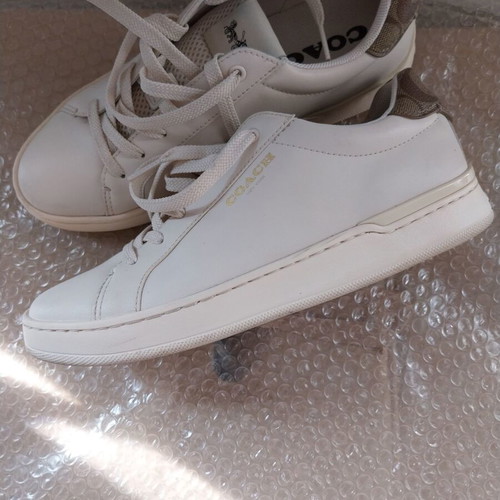 Coach women's sneakers like new, athletic size 37.5