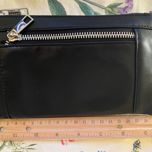 Sisley hand pouch new, black, synthetic leather