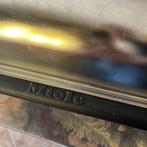 Miele roaster used in excellent condition