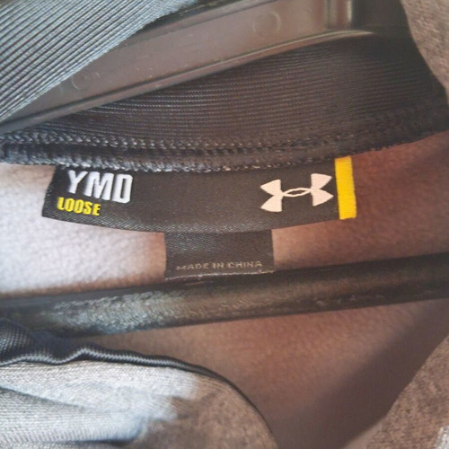 Under Armour sweatshirt like new, gray, for 10-12 years