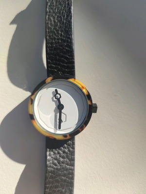 Aark Classic Tortoise White women's wristwatch used