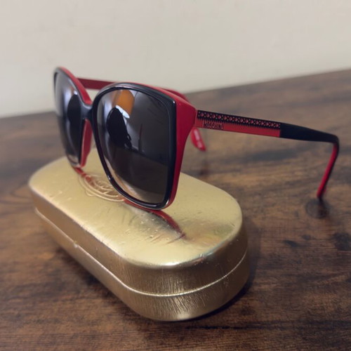 Moschino vintage sunglasses like new, black and red