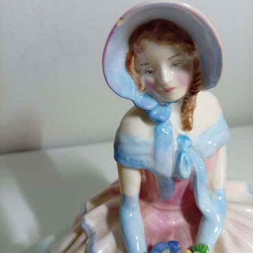 Royal Doulton Daydreams HN 1731 porcelain figurine