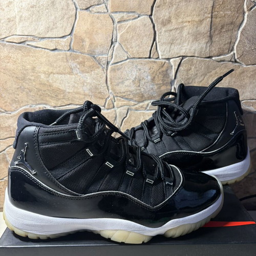 Jordan 11 Jubilee sneakers size 42.5 used, black