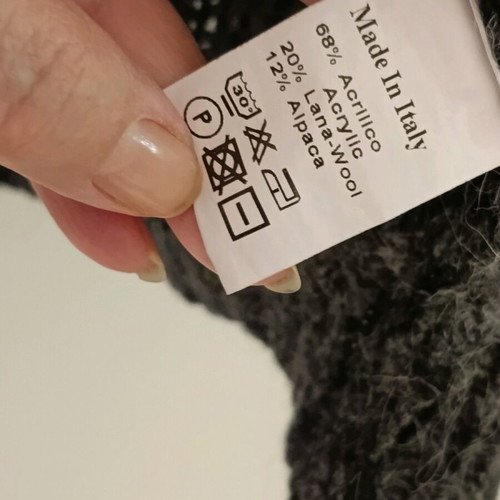 Breach women's knitted vest XL like new, gray and black