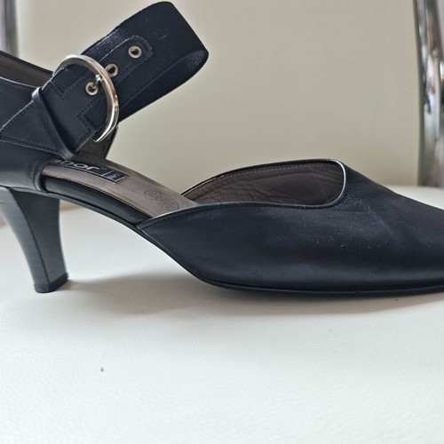 Gabor leather high heel shoes, size 38.5, black