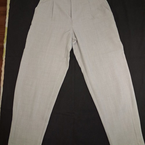 New Age light gray fabric pants size S like new