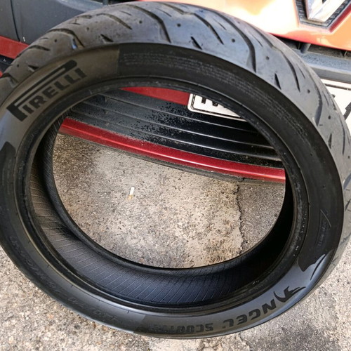 Pirelli Angel Scooter motorcycle tire 140/70/16 DOT 10/22
