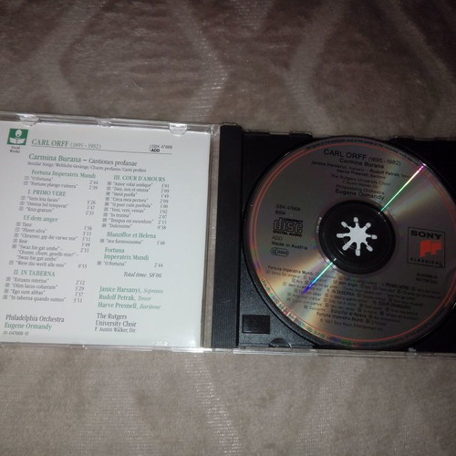 Orff Carmina Burana CD like new, classical music Sony Essential Classics