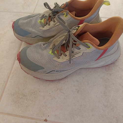 Zara athletic shoes used, size 37, gray