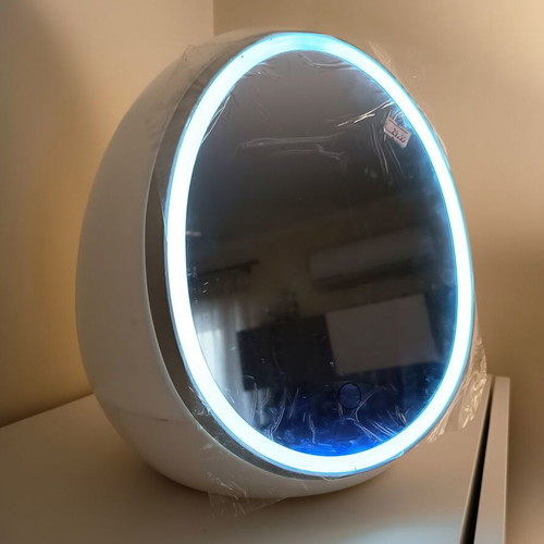Makeup mirror new with LED lights and storage space