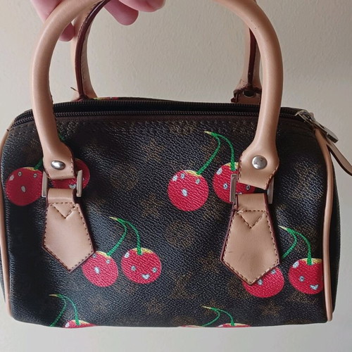 Handbag with cherries like new, brown and red