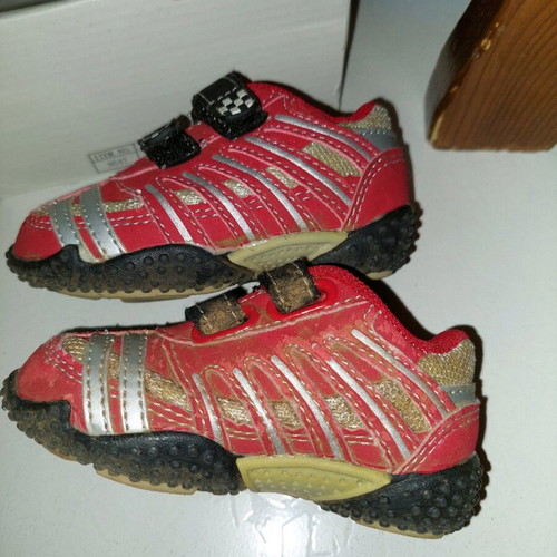 Anatomic red sports shoes No19 used for boy or girl