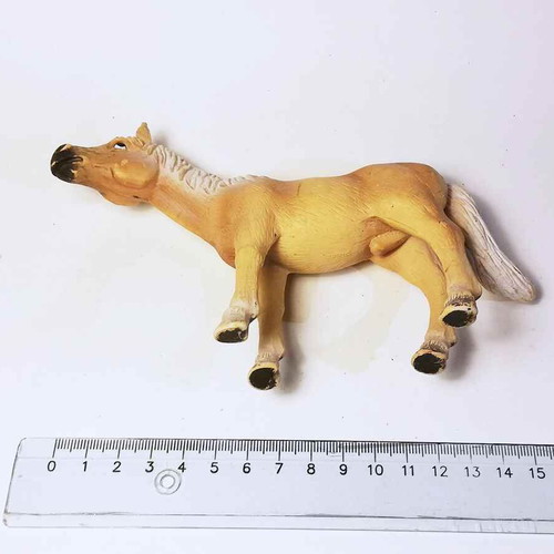 Palomino horse plastic figure used, Simba