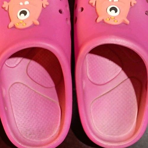Grendene Kids No 21 children's slippers used