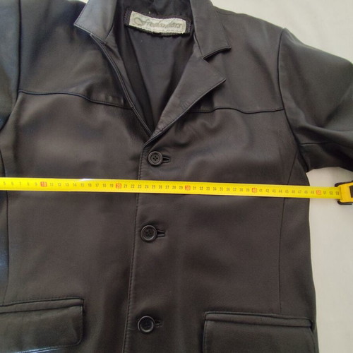 Freeland men's black leather jacket blazer size small satin lining like new