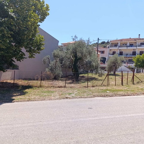 Land plot 401 m² in Amaliapoli Sourpis, residential area